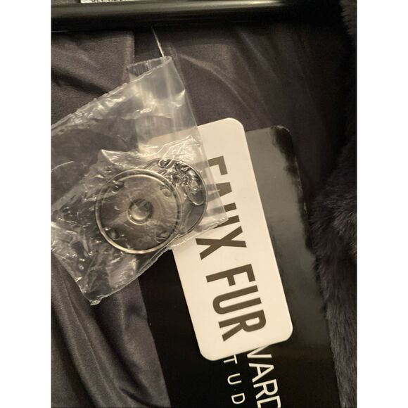 Mark Edwards Studio Faux Fur Coat / Jacket – Gray, Size Women's Medium, NWT - Picture 13 of 13